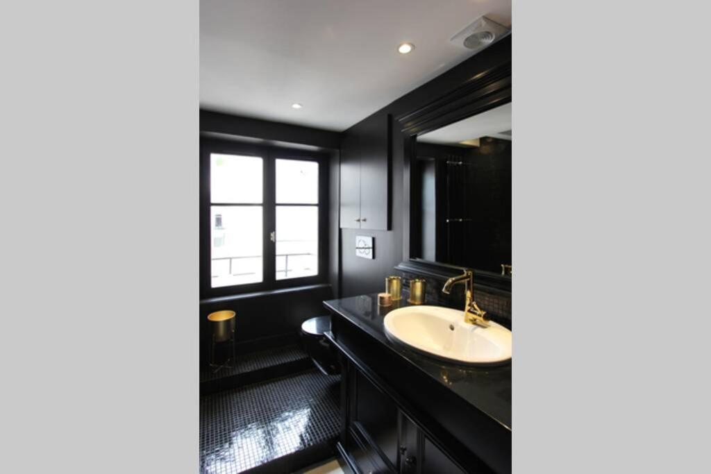 Le Boudoir Lägenhet Lyon Exteriör bild