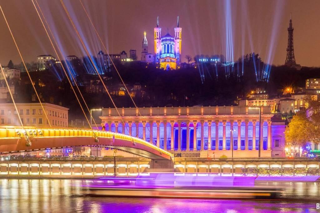 Le Boudoir Lägenhet Lyon Exteriör bild