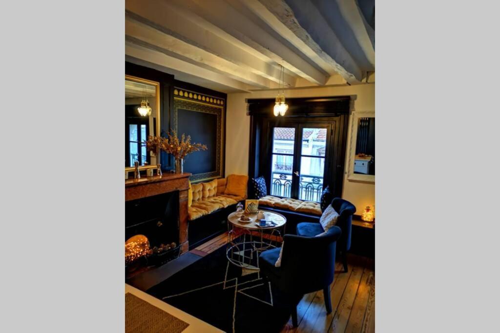 Le Boudoir Lägenhet Lyon Exteriör bild